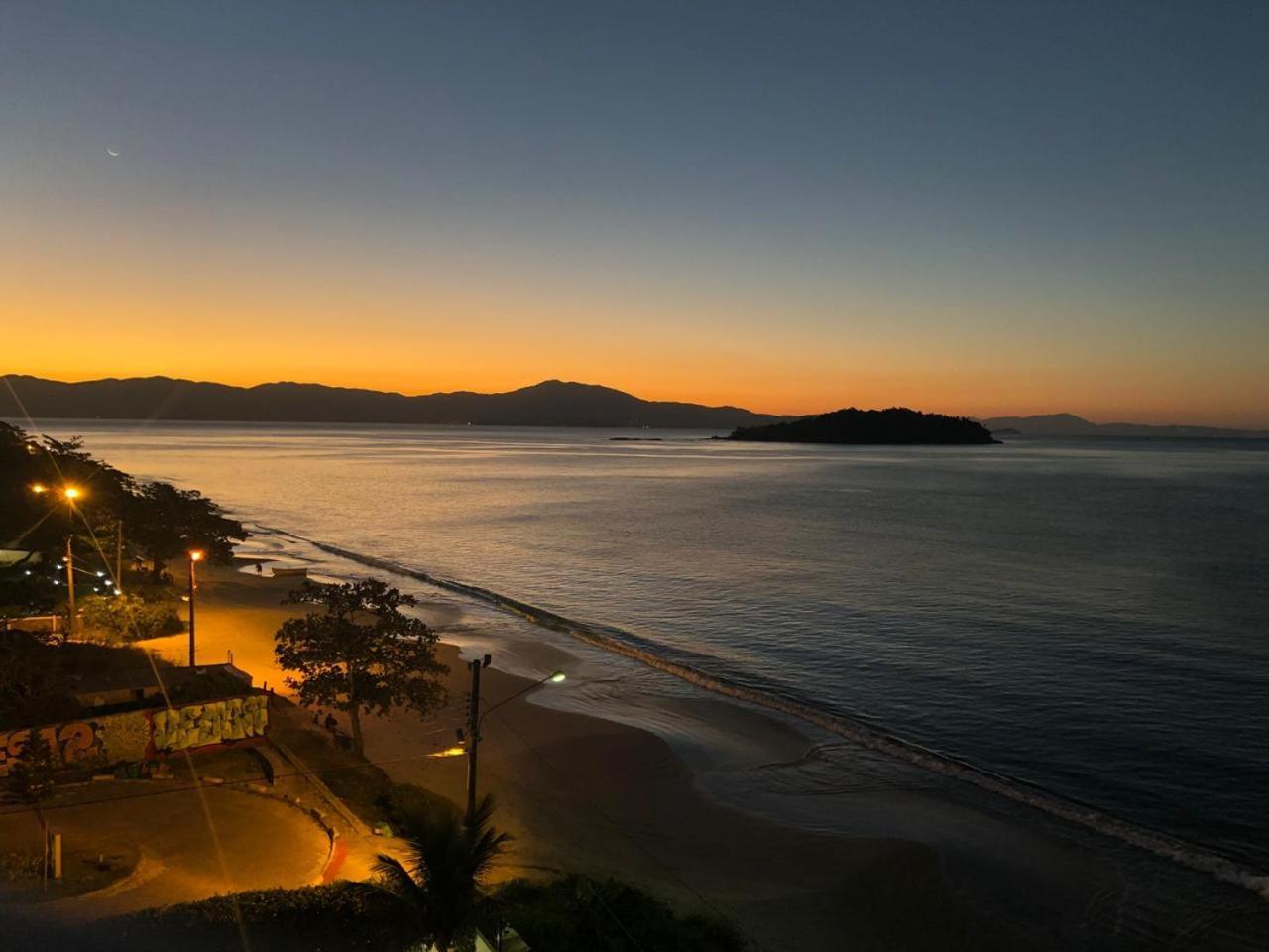 Cobertura Frente Ao Mar Lejlighed Florianópolis Eksteriør billede